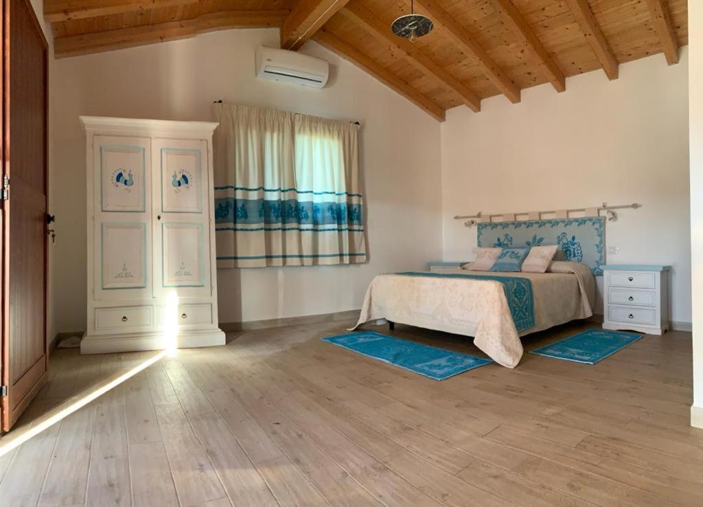 Tenute Venafiorita Loiri Porto San Paolo Eksteriør bilde